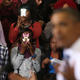 Image for article titled This Photo Sums Up How People Take In Live Events These Days